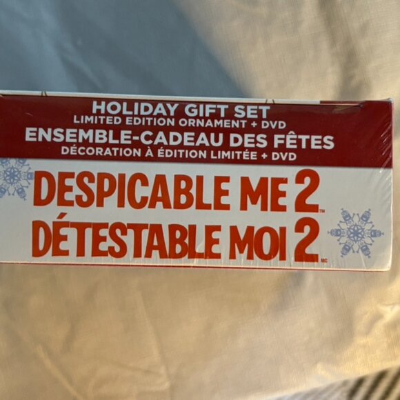 New, Sealed, Collectable, Limited Edition 'Dispicable Me' Dvd and Ornament set. - Picture 2 of 3